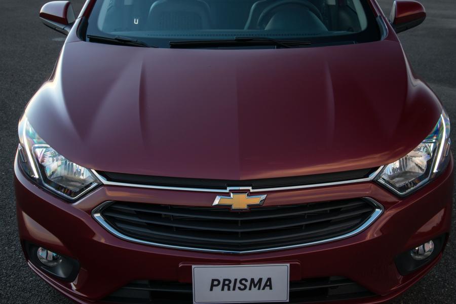 Детали экстерьера Chevrolet Prisma 2016 года  (фото 33 из 40)
